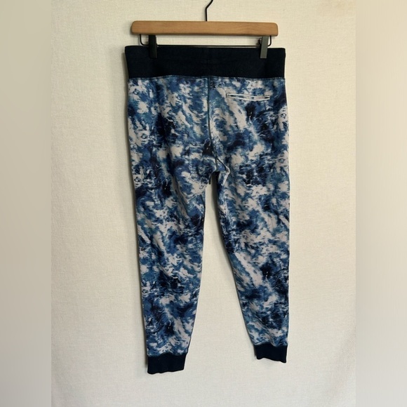 LULULEMON Blue Tie Dye Zip Up Jogger Sweatpants Women’s Size 8 - Picture 2 of 11